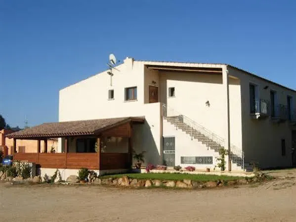 Hotel La Borgata San Pantaleo